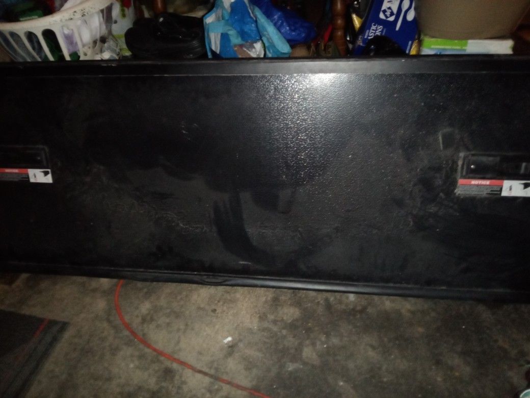 Tri Fold Hard Truck Bed Cover