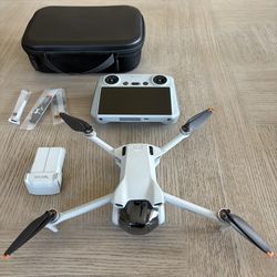 DJI Mini 3 Bundle (With DJI Care Warranty)