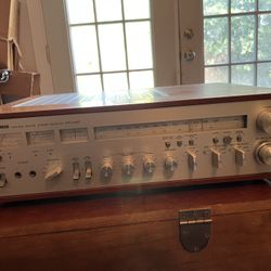 Vintage Yamaha CR-1020