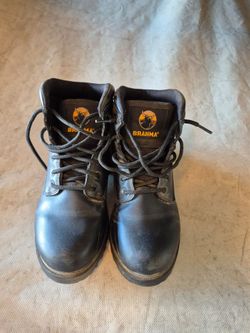 Mens work boots size 7 wide