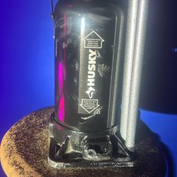 30 ton husky Jack brand new