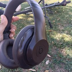 Beats Studio Pro