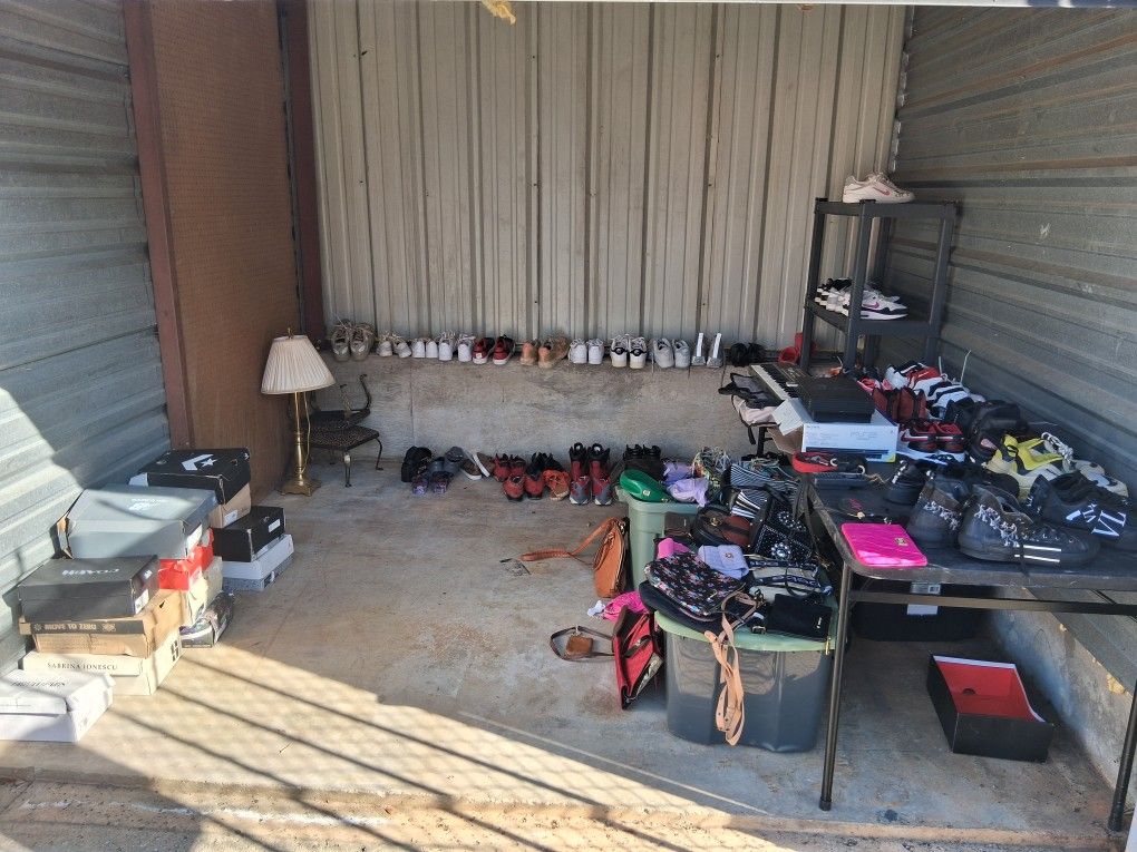 Storage Unit Of Shoes