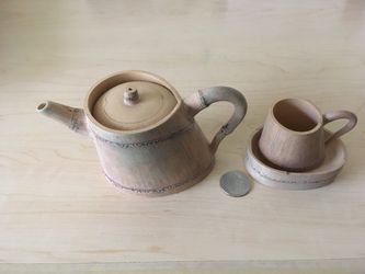 Vintage tea pot set
