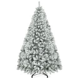 6 ft Christmas Tree with Metal Stand