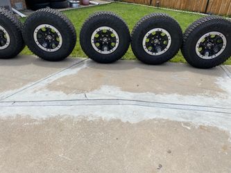 Ford Bronco 2023 Tires and Rims