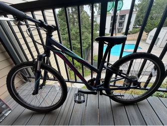 Specialized Hardrock Mountain Bike