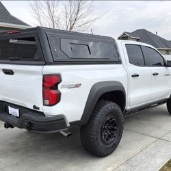 AluCab Contour Canopy