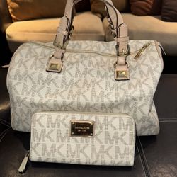 Michael Kors Handbag and Wallet 