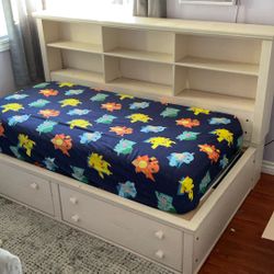 Twin Bed 