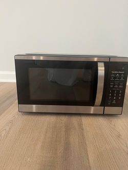 Hamilton Beach 1.1 Cu. Ft. Microwave