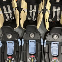 Triplet Stroller with Detachable Car Seats & Latch Trays 