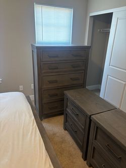 Bedroom set with mattress & box spring