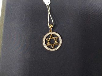 Coin Pendant - Yellow Gold 18k (.750) 3.8 grams