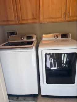 Washer and dryer set