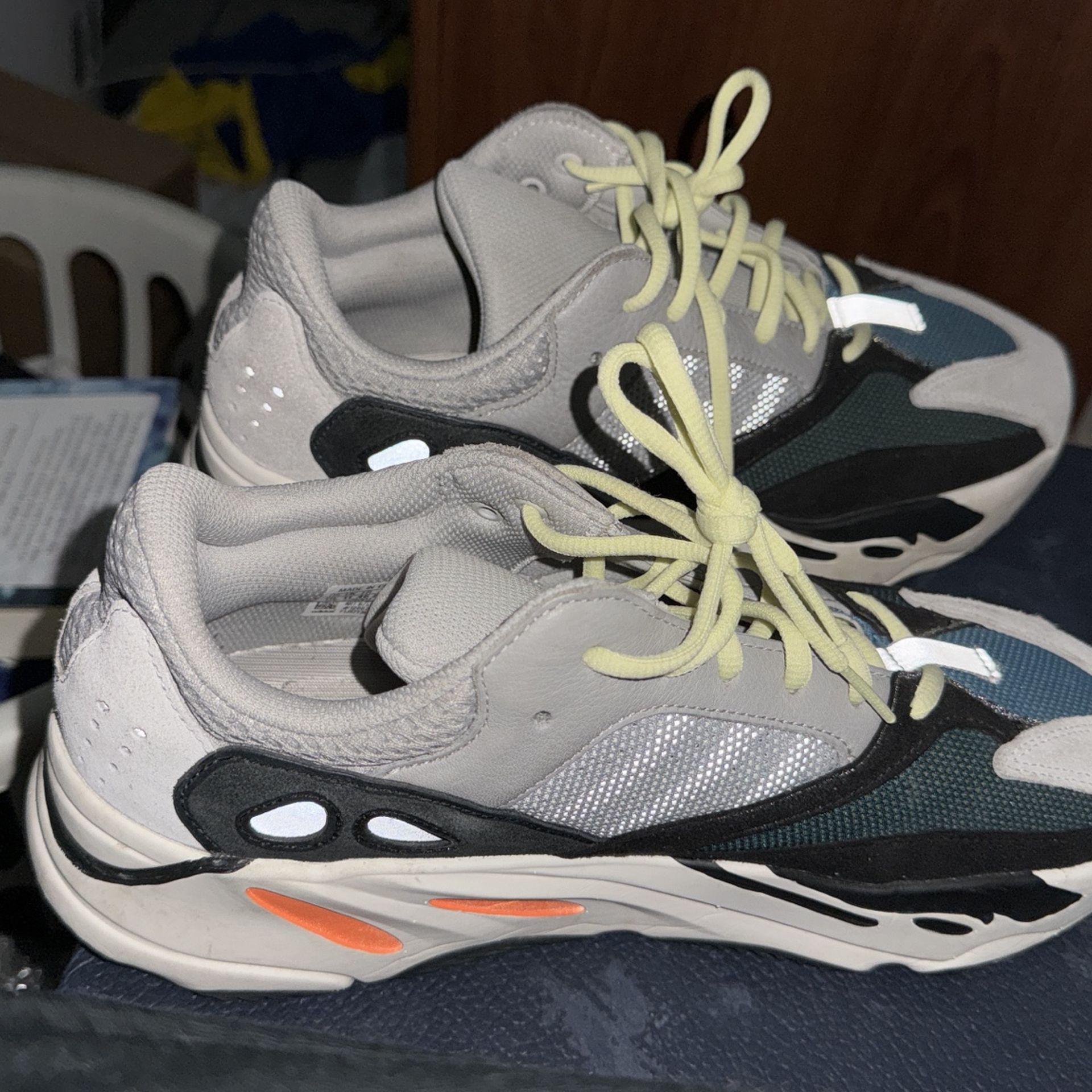 Yeezy 700 Wave runner