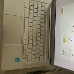  HP Chromebook 14a-na1010ca (14", Celeron N4500, 4GB RAM, 64GB eMMC)