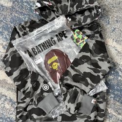 Bape Zip Up Hoodie Size Large 