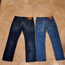 Lot Of Two Used Levi's Jean's Pants In Exellent Condition 