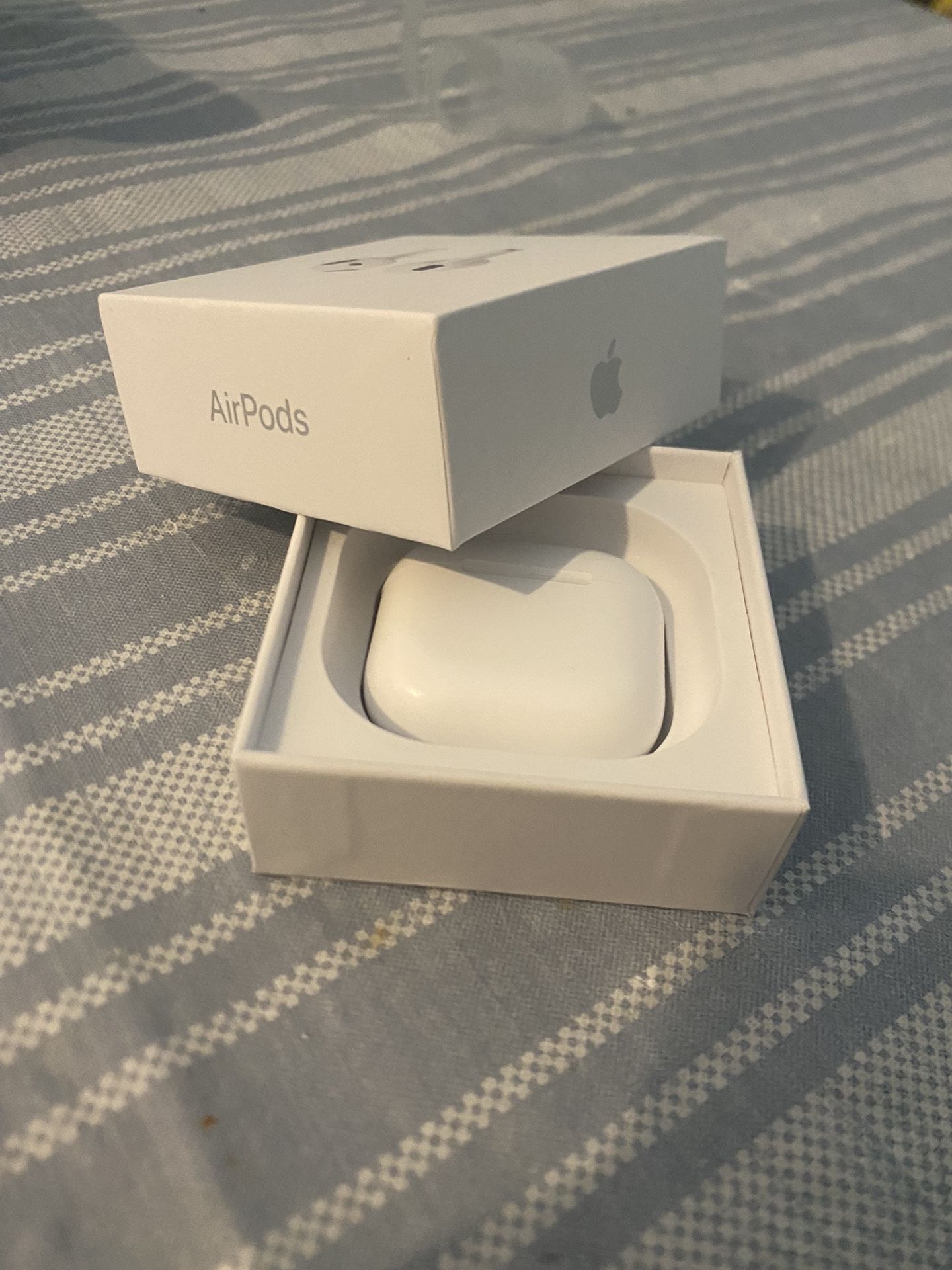 *SEND OFFERS* AirPods 4