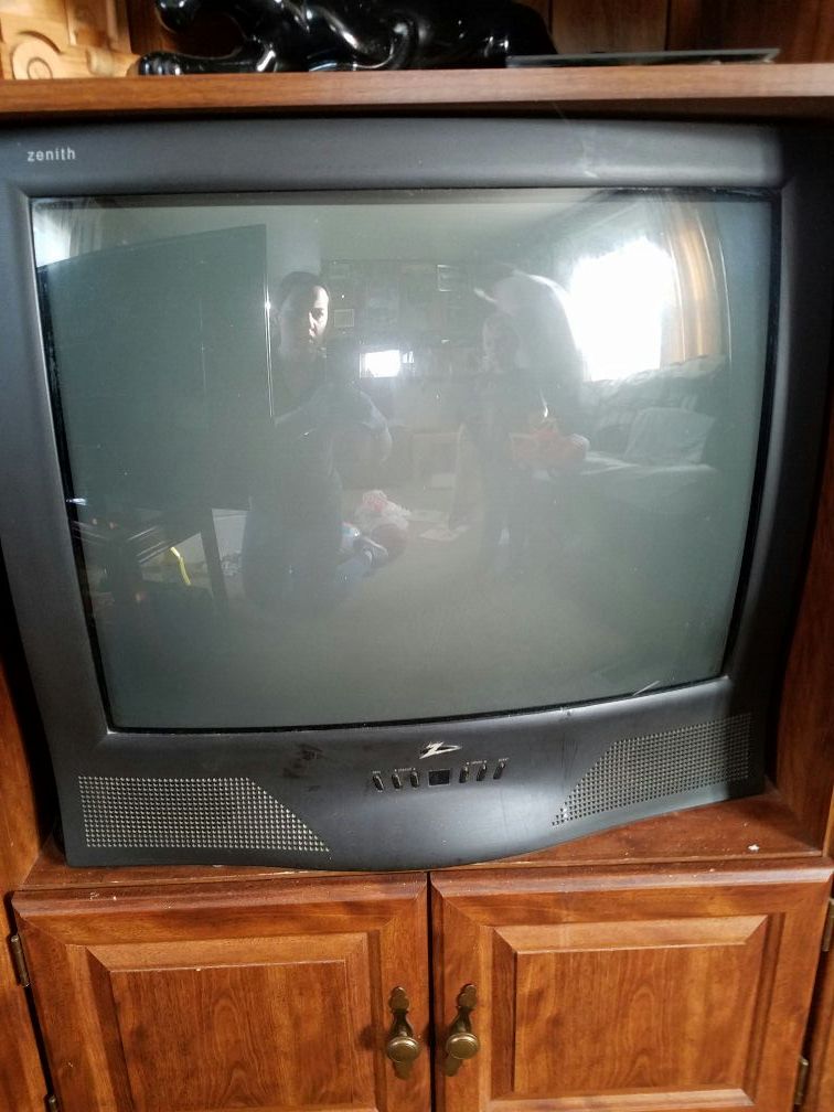27inch zenith tv with remote