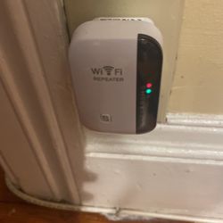 WiFi Extender 