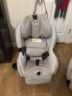 Car seat nuna