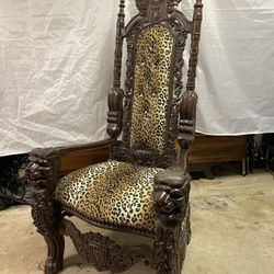 King Chair