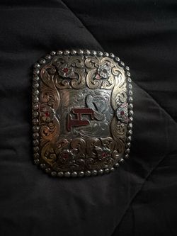 Tackroom buckle
