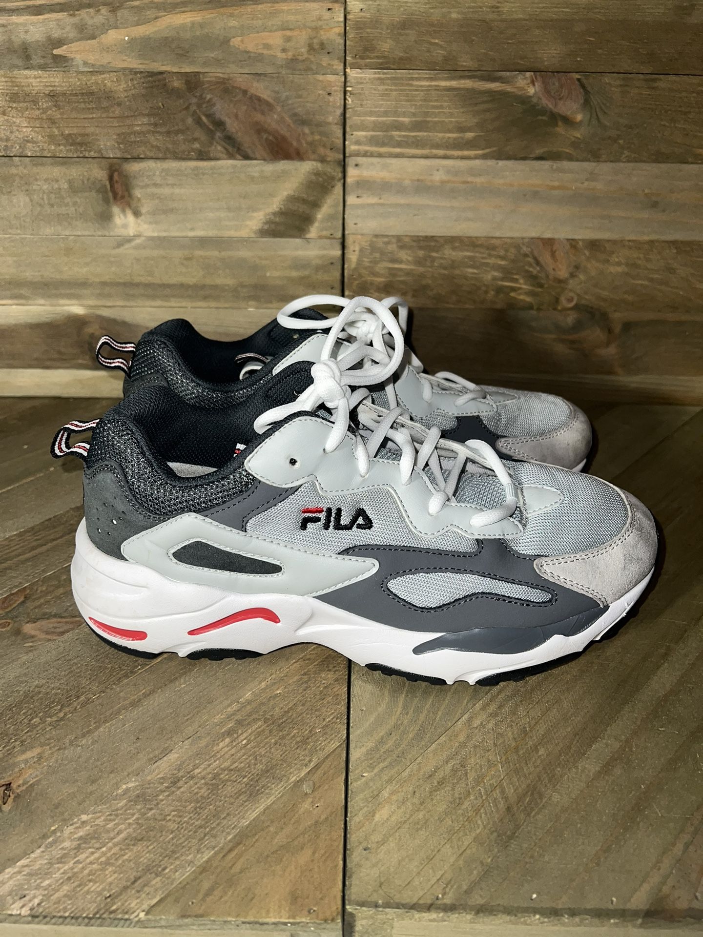 FILA Ray Tracer Gray Sneakers