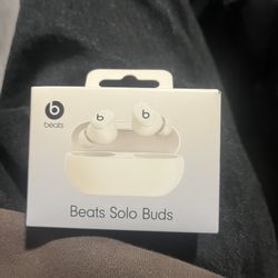 Beats Solo Buds