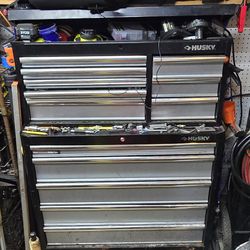 Husky tool chest