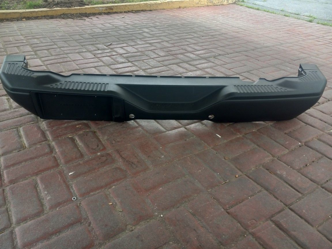 Rear Bumper 2023 Ford Bronco.