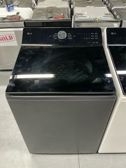 LG 5.3 cu. ft. Washer w/4-Way Agitator & AI Sensing