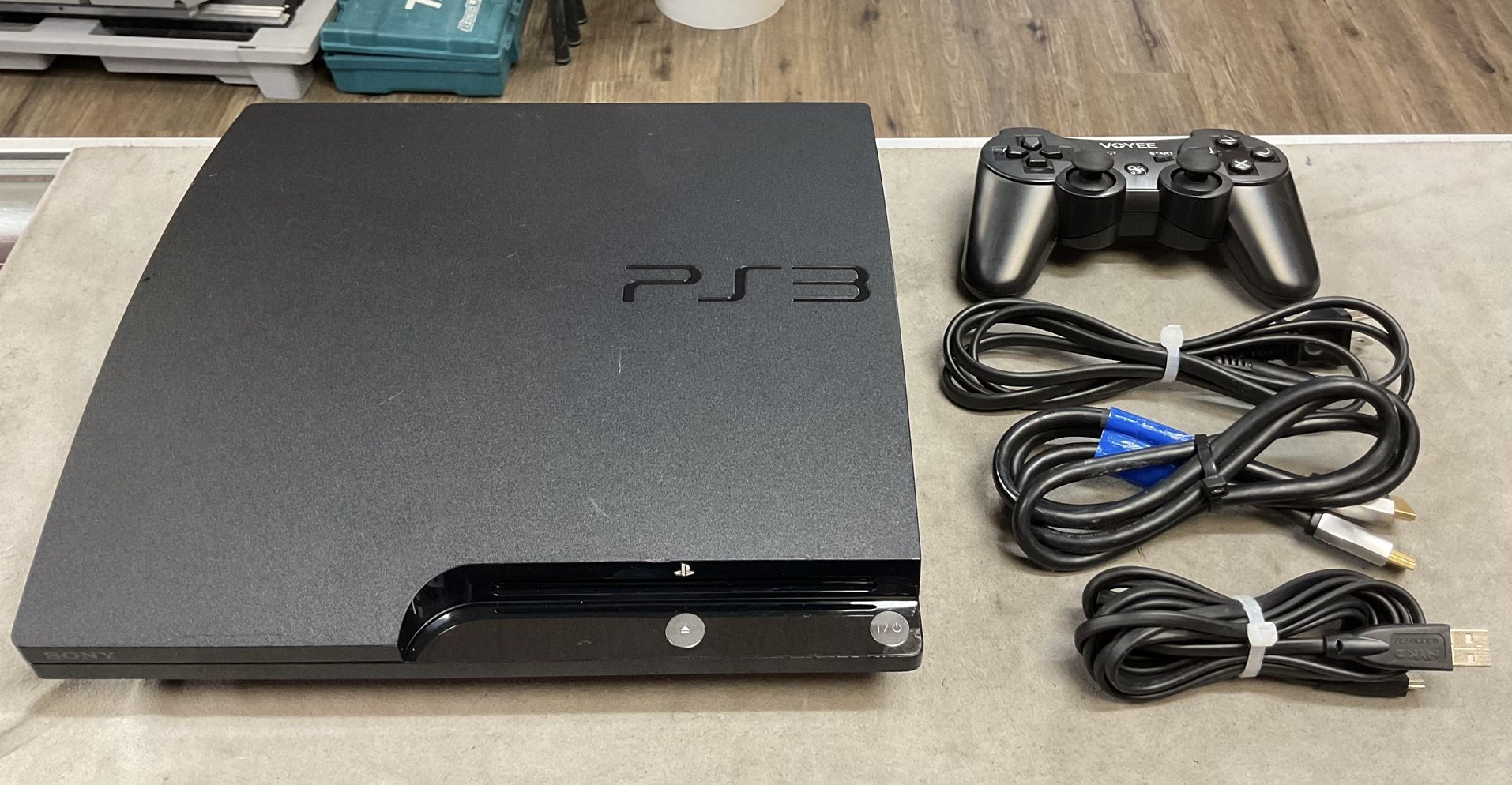 Sony PlayStation 3 Slim Console Complete