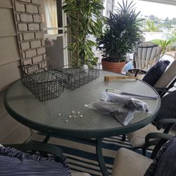 4' Round Steel and Tempered Glass Patio Table