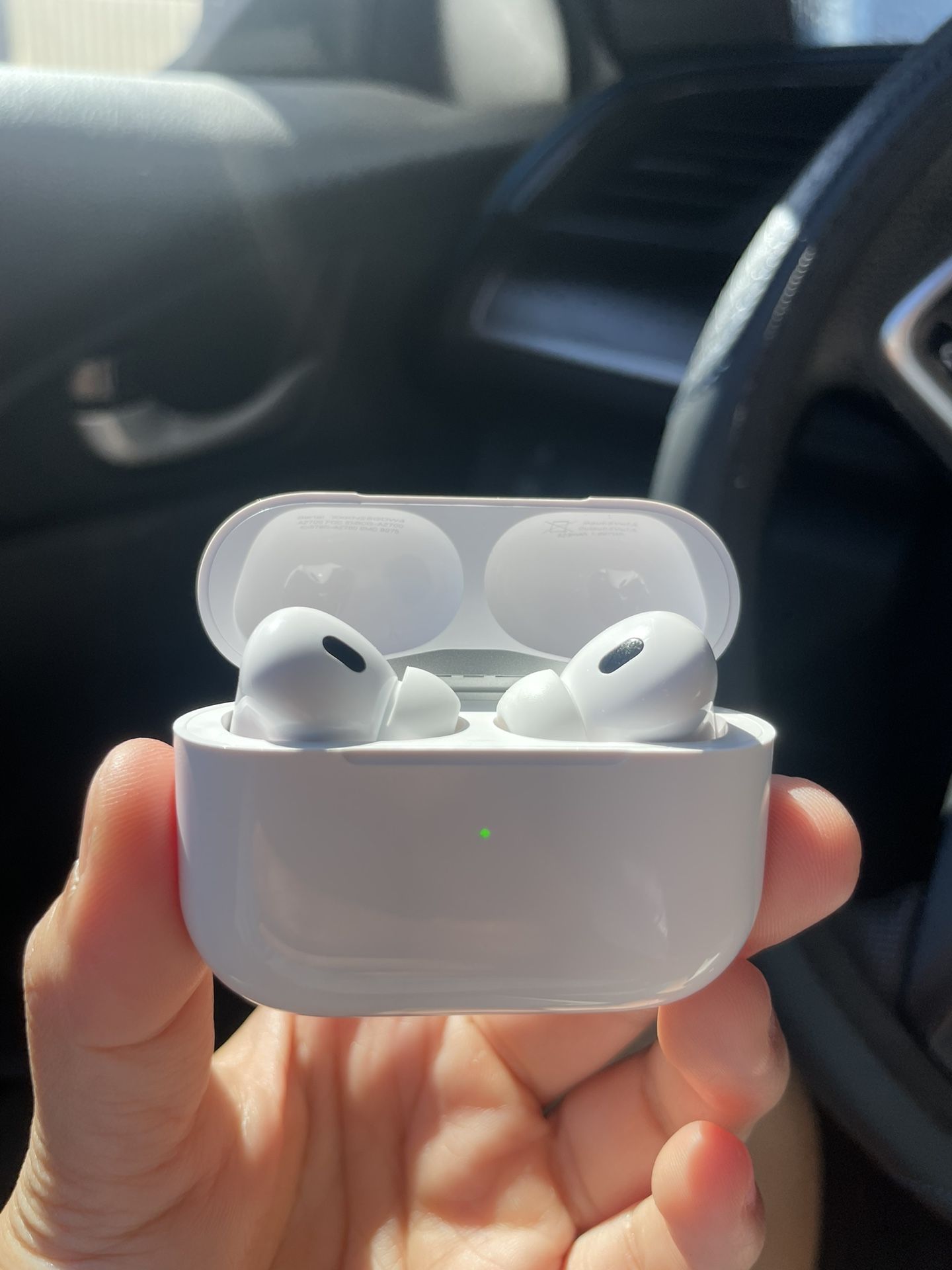 Airpods Pro gen 2 USB-C Wireless charging case