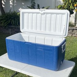 Good Condition Coleman Medium Size Ice Chest