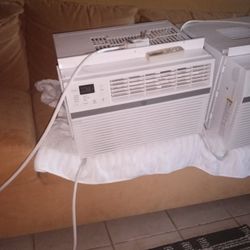 GE 8000 BTU Ice Cold Window AC Unit With Remote For Sale In Pine Hills 175