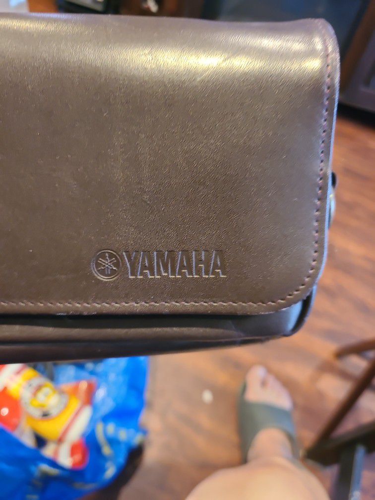 Vintage YAMAHA Brown leather Bag W/ Fur Linning 