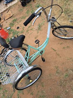 ADULT TRICYCLE GOOD WORKING CONDITION