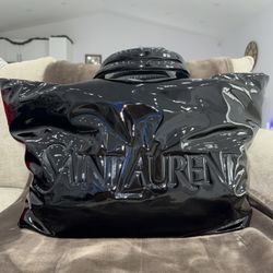 Saint Laurent Maxi Tote