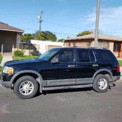 2004 Ford Explorer