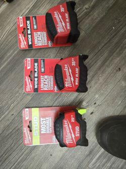 Heavy duty Milwaukee tape measures