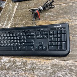 USB Keyboard Microsoft $10