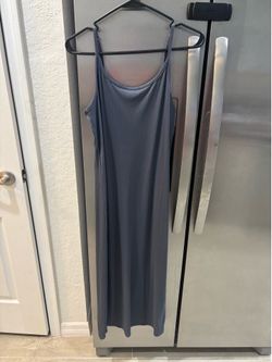 Ladies, body con maxi dress size large