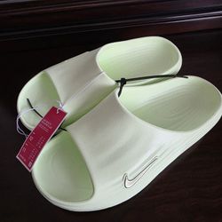 Nike Slippers $30