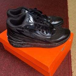 Puma LaMelo Ball basketball shoes (oreo)
