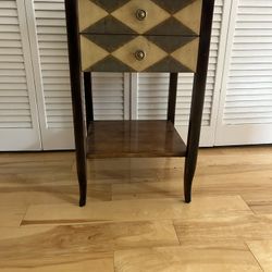 Ateliers de La Madeleine Side table/night stand 