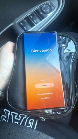 Teléfono galaxy s 22 y reloj